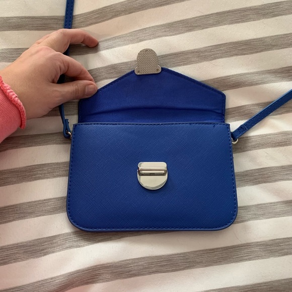 Periwinkle Express shoulder bag - Picture 2 of 5